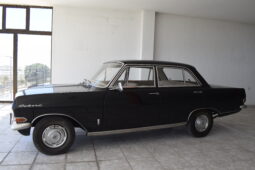 
										OPEL REKORD 1.7 full									