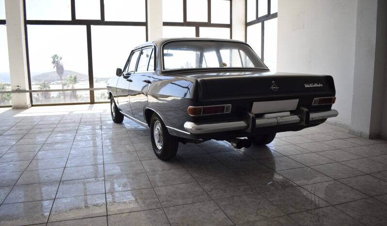 
								OPEL REKORD 1.7 full									